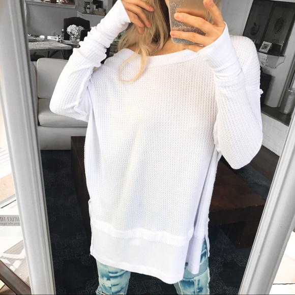 Free People Tops - 🆕FREE PEOPLE NORTHSHORE PAINTED WHITE THERMAL TOP